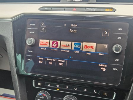 2018 Volkswagen Passat 1.6 TDI 120HP Highline €17,450 thumbnail