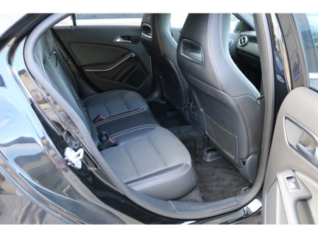 2017 Mercedes-Benz A Class A180 €15,995 thumbnail