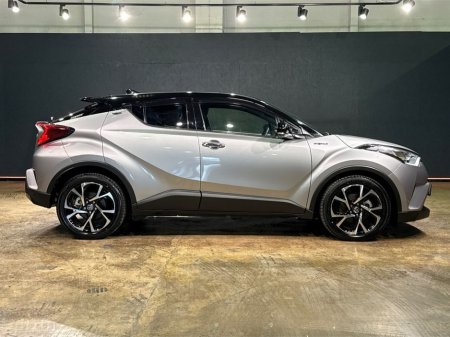 2019 Toyota C-HR - thumbnail 2