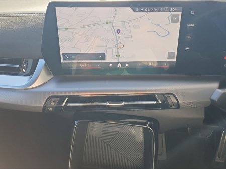 2025 BMW iX2 - thumbnail 8