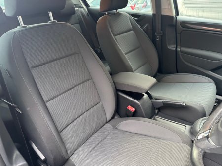 2012 Volkswagen Golf 1.2 TSI AUTO €9,495 thumbnail