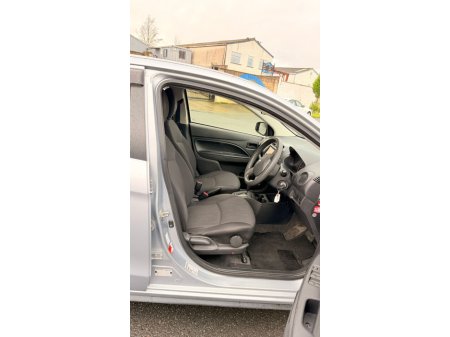 2012 Mitsubishi Mirage  €6,000 thumbnail