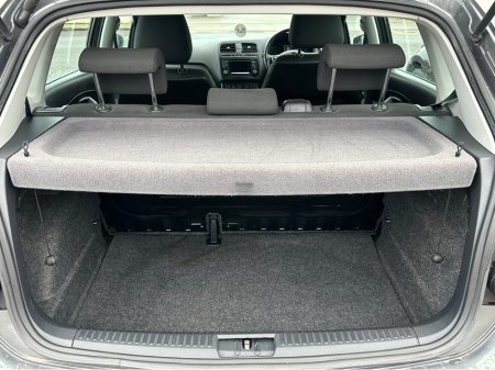 2015 Volkswagen Polo TRENDLINE 1.0 60HP MANUAL 5SPEED 5DR thumbnail