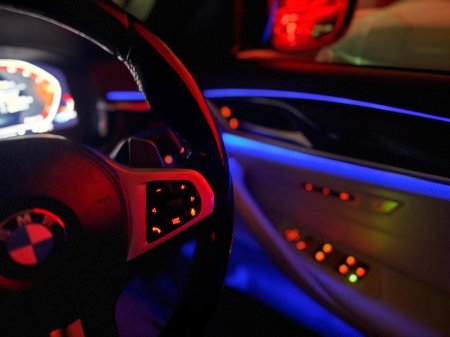 2022 BMW 5 Series - thumbnail 26