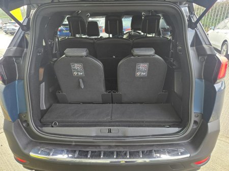 2023 Peugeot 5008 1.5 BlueHDi 130bhp Allure Auto €33,950 thumbnail