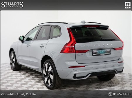 2025 Volvo XC60 T6 XC60 PLUS DARK: 20” UPGRADE DIAMOND CUT ALLOYS, VAPOUR METALLIC WITH CHARCOAL LEATHER, PANORAMIC ROOF, KEYLESS ENTRY, HEATED SEATS €61,945 thumbnail