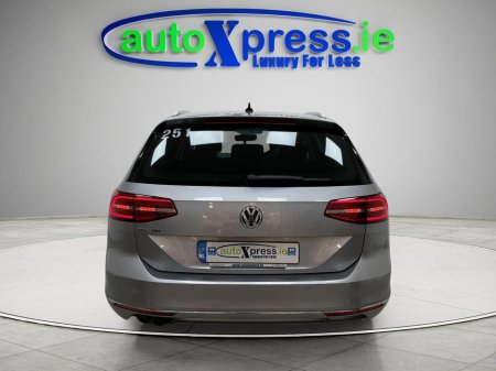 2018 Volkswagen Passat 2.0 TDI HIGH LINE Automatic, Reversing camera €21,995 thumbnail