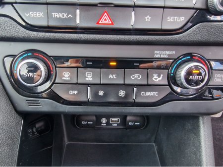 2019 Kia Niro - thumbnail 25