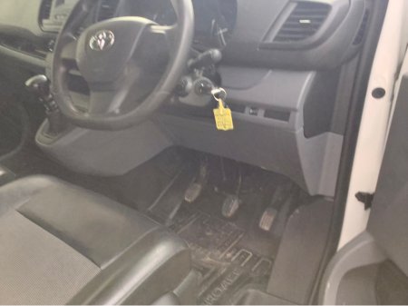 2020 Toyota Proace - thumbnail 6
