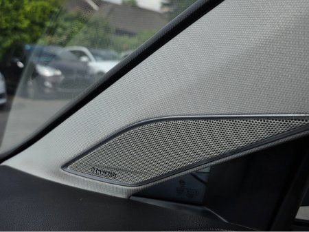 2020 Volkswagen Golf 1.4 FULL LEATHER SEATS ELECTRIC MEMORY SEATS  NAVI VIRTUAL CLOCKS ANDROID AUTO CARPLAY BLIND SPOT REAR TRAFFIC ASSIST ROAD SIGN RECOGNIZING  LANE ASSIST LOW TAX BAND €22,950 thumbnail