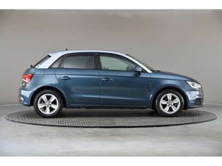 2017 Audi A1 - thumbnail 11