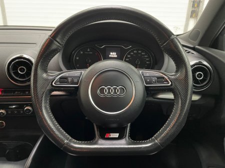 2016 Audi A3  thumbnail