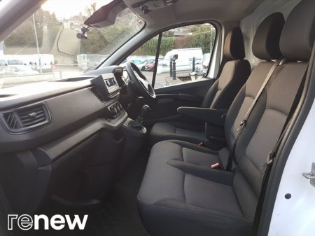 2022 Renault Trafic TRAFIC LL30 BLUE DCI 130 BUSIN €16,256 thumbnail