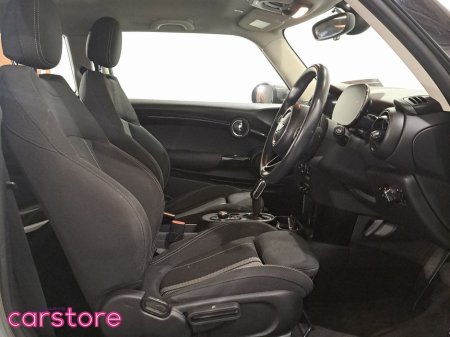 2020 MINI Hatch Cooper Classic Auto €15,880 thumbnail