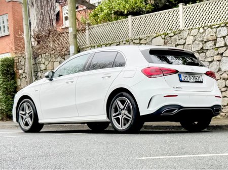 2021 Mercedes-Benz A Class A250 E AMG LINE!!AUTO!!ONLY 43K MLS!! €25,900 thumbnail