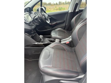 2016 Peugeot 2008 - thumbnail 8