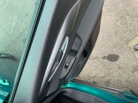 2025 Alfa Romeo Tonale - thumbnail 37