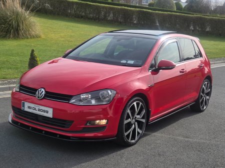 2016 Volkswagen Golf 1.6 TDI 3DR 110HP Lounge