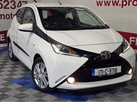 2017 Toyota Aygo - thumbnail 3