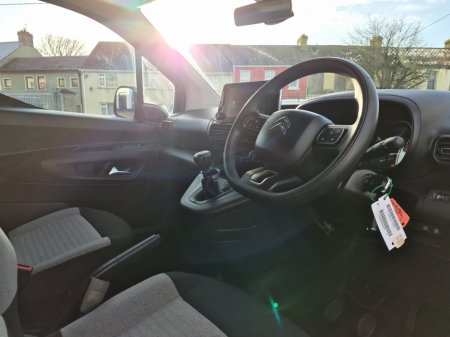 2023 Citroen Berlingo Multispace Wheelchair Access Taxi Spec €35,950 thumbnail