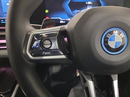 2025 BMW i5 I5 Edrive40 M Sport Pro eDrive 40 M Sport Pro eDrive40 340 Electric 83.9 kWh Auto thumbnail