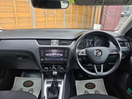 2020 Skoda Octavia - thumbnail 22