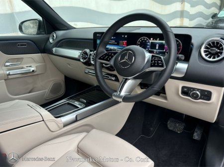 2025 Mercedes-Benz GLB - thumbnail 6