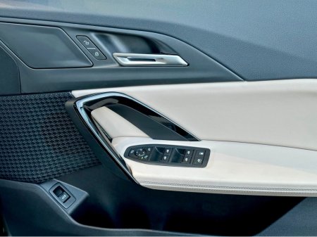 2024 BMW X1 XDrive 25e AUTO €44,950 thumbnail