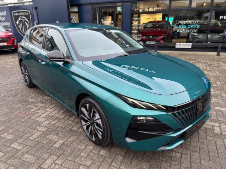 2026 Peugeot 308 1.2 MHEV 145BHP e-DCS6 Allure €35,100