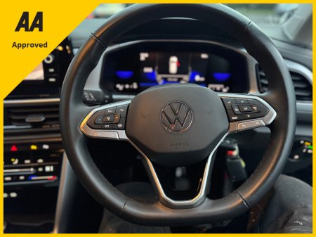 2023 Volkswagen T-Roc LIFE 2.0 TDI MANUAL 6SPEED FWD 116HP 5 €30,250