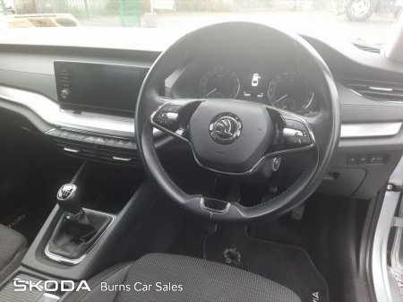 2021 Skoda Octavia - thumbnail 8