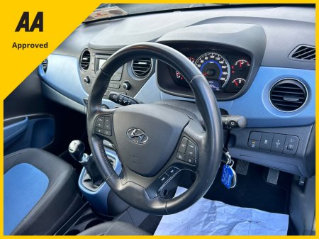 2016 Hyundai i10 2016 HYUNDAI i10 1.0 PETROL DELUXE LOW KMS €8,450 thumbnail