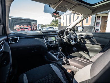 2018 Nissan Qashqai - thumbnail 32