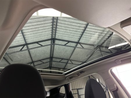 2019 Nissan Qashqai 1.3 SV PREMIUM DCT 4DR**PANORAMIC ROOF**MULTIFUNCTIONAL STEERING WHEEL**SEMI DIGITAL DASH**REVERSE CAMERA**PARKING SENSORS**BLACK CLOTH INTERIOR**FINANCE AVAILABLE** €18,495 thumbnail