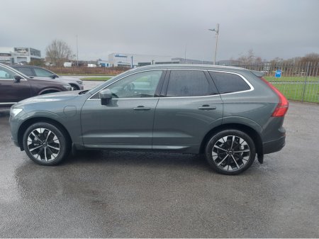 2025 Volvo XC60 MY26 T6 AWD PLUG-IN HYBRID €71,950 thumbnail