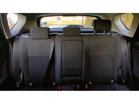 2016 Toyota Auris 1.2T ICON VVT-I 114BHP 5DR €12,900 thumbnail