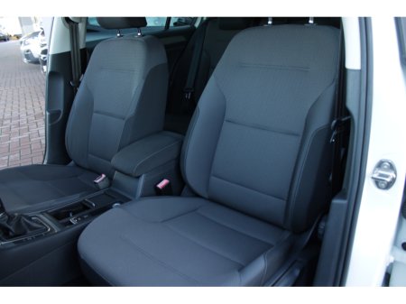 2016 Volkswagen Golf - thumbnail 21