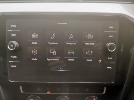 2020 Volkswagen Passat - thumbnail 25