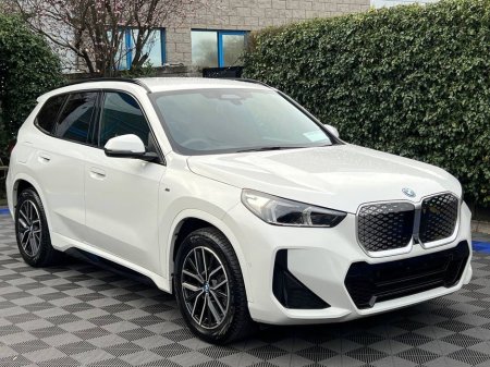 2025 BMW iX1 - thumbnail 16