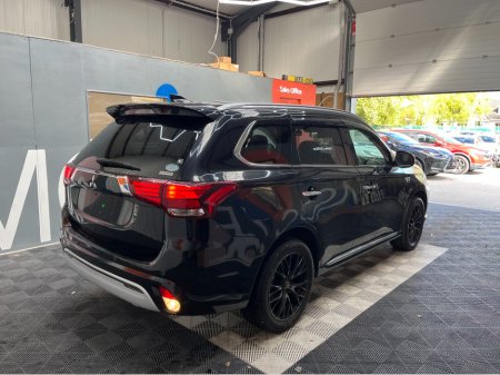 2019 Mitsubishi Outlander - photo 2