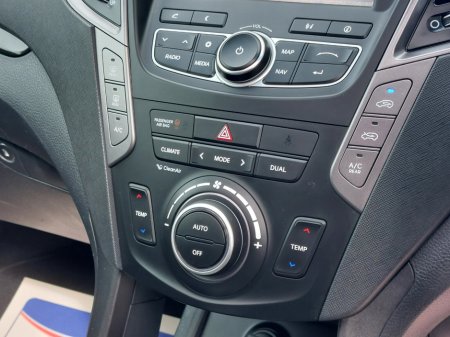 2016 Hyundai Santa Fe 2.2 CRDi 4WD Premium Auto €19,990 thumbnail