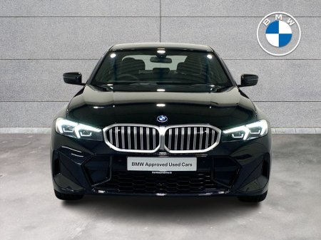 2025 BMW 3 Series - thumbnail 16