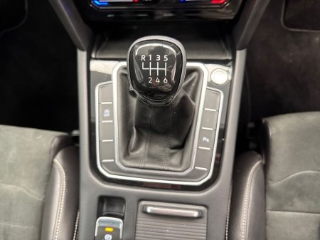 2022 Volkswagen Passat - thumbnail 17