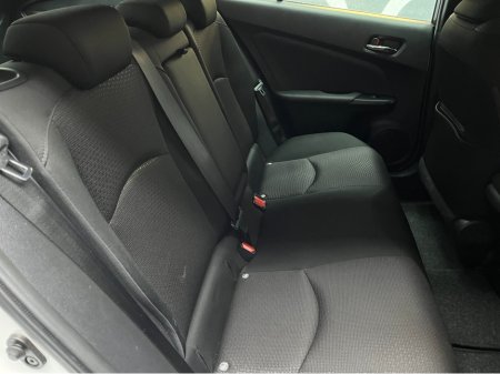 2022 Toyota Prius 2022 TOYOTA PRIUS S 1.8 AUTOMATIC / CRUISE CONTROL / REVERSE CAMERA AND MORE thumbnail