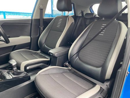 2023 Kia Stonic - thumbnail 6