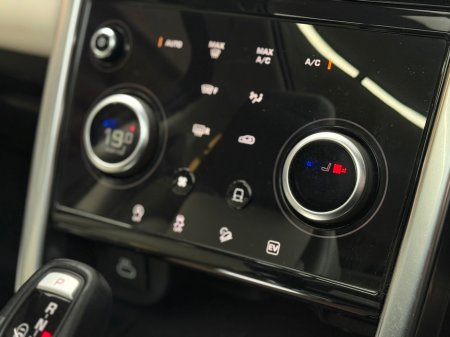 2021 Land Rover Discovery Sport HSE R-DYNAMIC 1.5 P300E *PAN ROOF* €37,990 thumbnail