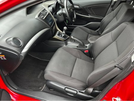 2015 Honda Civic - thumbnail 9