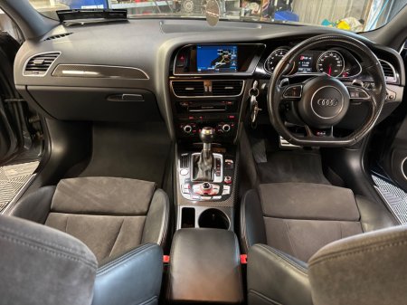 2015 Audi RS4 4.2 FSI RS4 QUATTRO AVANT €44,950 thumbnail