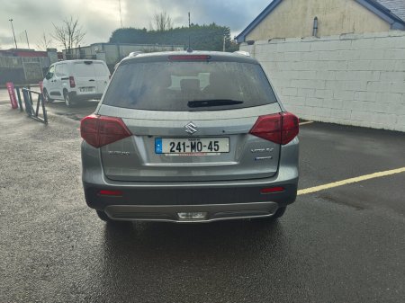 2024 Suzuki Vitara 1.4 Hybrid SZ5 MT €26,950 thumbnail