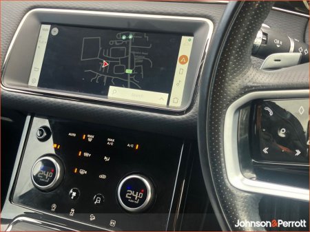 2022 Land Rover Range Rover Evoque R Rover Evoque R-Dyn S P300 e A R-Dynamic S P300 e 309 AWD PHEV 109BHP /80kw 12.2 kWh Battery Auto Start/Stop €36,900 thumbnail